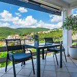 Awesome In With House Sea View