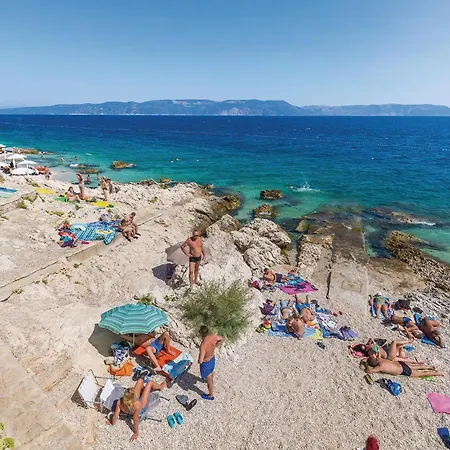 Appartement Awesome In With House Sea View Rabac